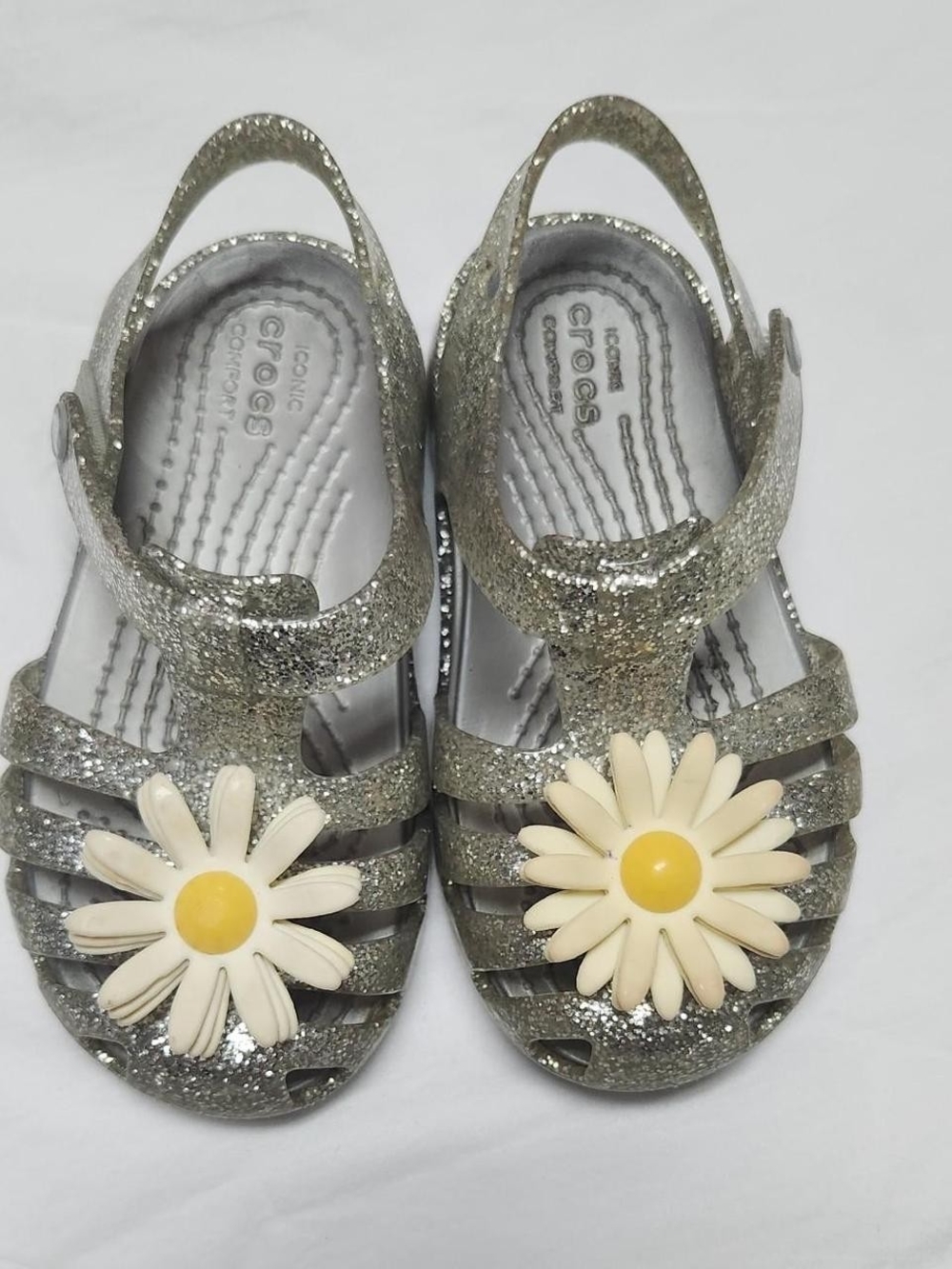 CROCS Kids Silver Glitter Sandals with Yellow-Centered Daisy